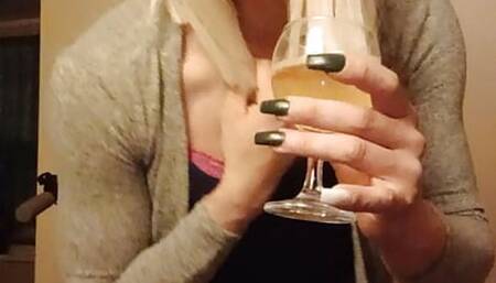 Samanta Gorska  Pissing Drinking