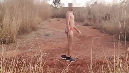 Come live this adrenaline with me and fuck very tasty outdoors