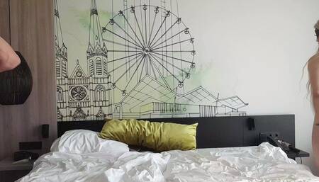 THREESOME 2 girls 1 man. My lesbian friend  suck creampie and  i does a vibrator in my girlfriend ass???????? free for fans