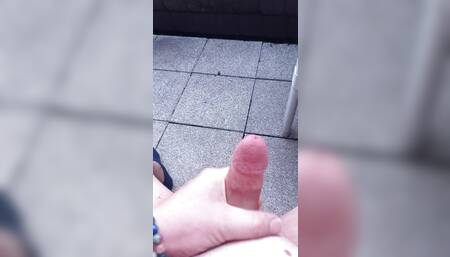 Wank on public