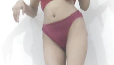 Stepsister showing her big boobs