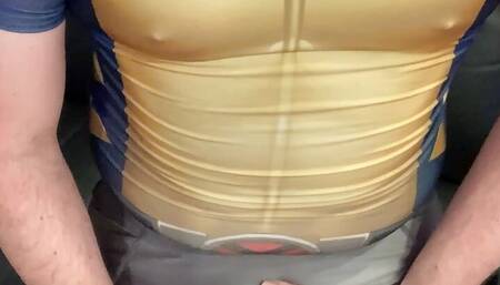 Horny muscle bear jerks off after workout in spandex