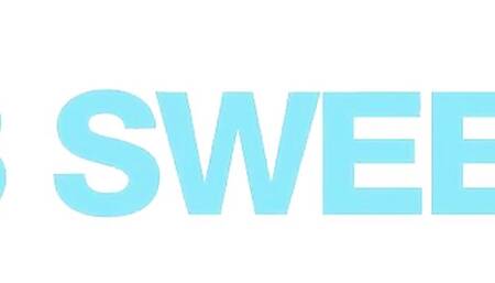 Engaging Leo Dee - 18yo xxx - Club Sweethearts