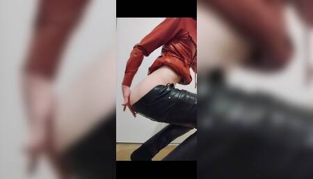 Carla fuck ass anal leather pants