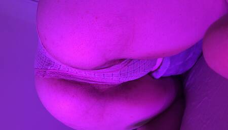 Big ass riding big dildo and cums hard