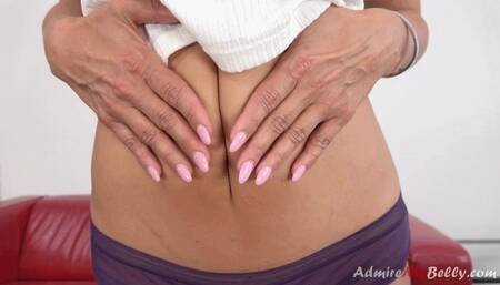 Admire My Belly - Veronica's exciting belly show (4K)