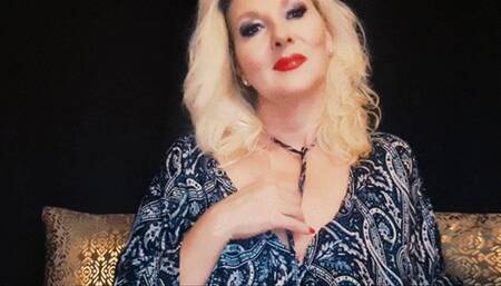 Stepmum oral fixed - horny smoky Dildoblowjob with double EVE 120er and shiny red lips