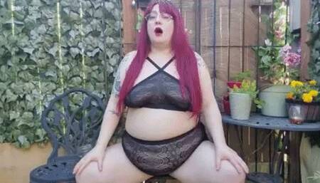 BBW Daisy's Outdoor Chug Bloat n Burp *HD