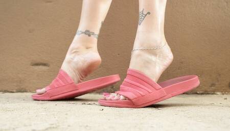 Old pink adidas sides foot show, amazing arches, pink milf toes n soles