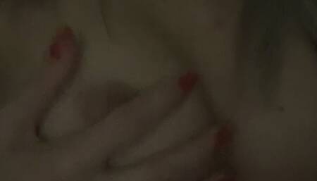 I show my body,nude breast