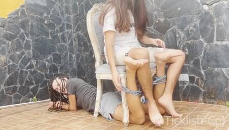 Funny dude strapped gets a spoonful of his own medicine Pt 1