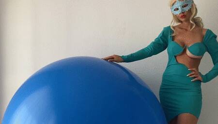 Big Balloon pop Summer Fun