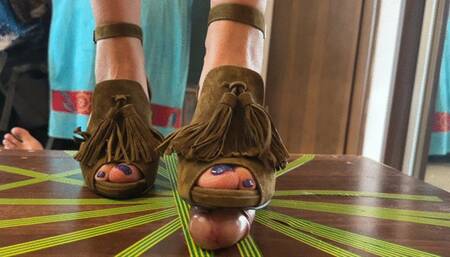 Suede sexy green sandals shoejob