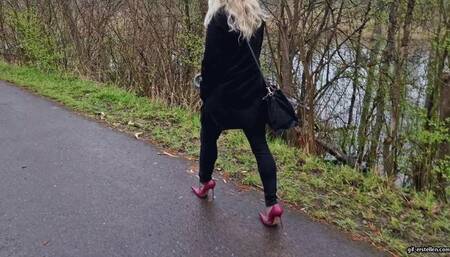 my shoe gets kicked in the river wmv 1280x720