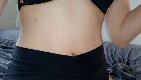 Body sounds in bikini