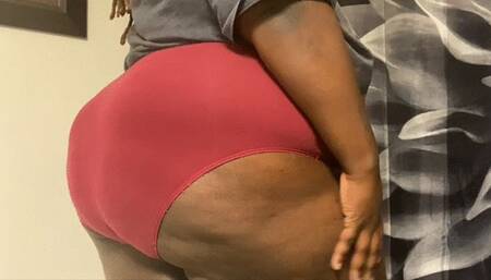 Making you smell my farts