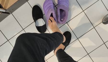 Foot play and shoeplay sockless walking in the mall