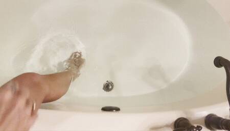 Carissa in white tank top and free dive mask with the glass dildo-bathtub chronicles continue!