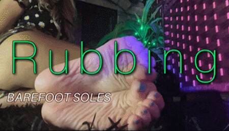 Rubbing Nude Barefoot Soles on Fluffy Rug (HD) WMV