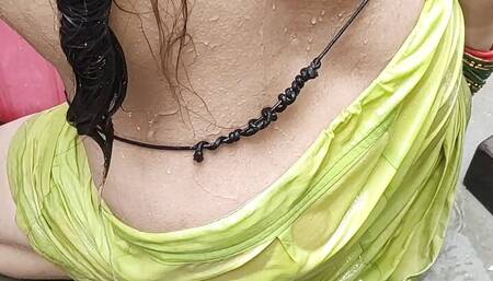 Anita yadav bathing outside with sex