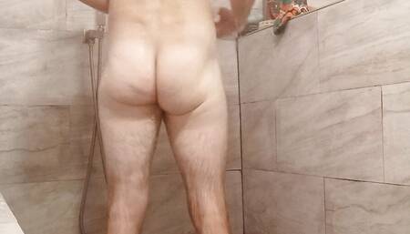 Longdong123444 in the shower