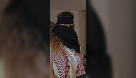 Horny Arab Niqab - SweetArabic  Bbw arab
