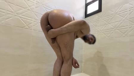 Bubble ass need big dick