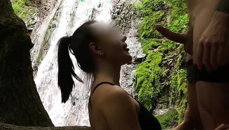 Risky outdoor sex. With Bff
