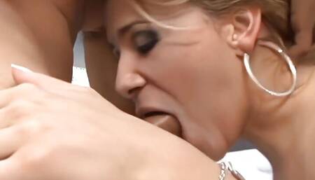 Babe Sara Lopez's Tight Ass is Dick Hungry