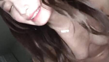 Part1 "Don't worry! I don't cheat on my feelings" Confused by big tits and sweet talk! A former classmate, a model of beauty, se
