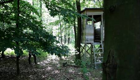 Vom Spanner auf Hochsitz ERWISCHT !!!