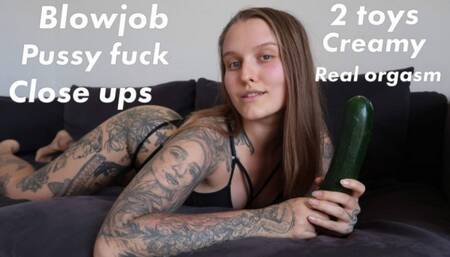 Zucchini fuck for a horny girl