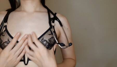 Tit play + stethoscope