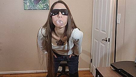 Ignoring You With Bratty Bubbles & Stylish Boots - SCENE 19 (4K - UHD 2160p MP4)