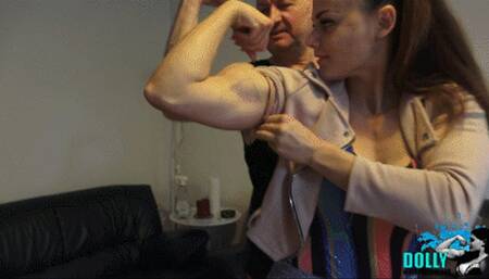Dolly vs Chris armwrestling an muscle comparing