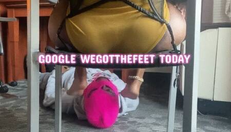 LOOK AT MY BUTT WHILE I SMOTHER THIS LOSER