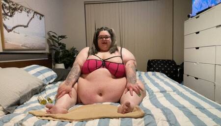 SSBBW Oily Fat Feet & Belly Button Fucking