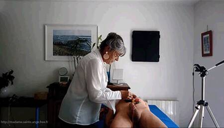 Cock cruelly bitten by clothespins