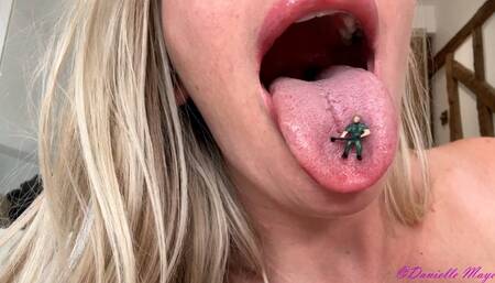 Giantess Step-Mommy Uses You