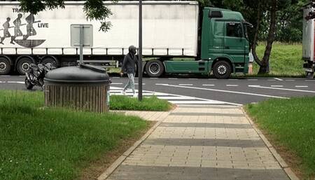 CURVY MILF TO FUCK BY THE HIGHWAY