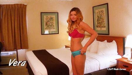 Vera's 5 Minute 4k Nude Strip Tease & Nude Bed Tease