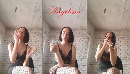 Angelina 18yo power smoker