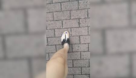Go for a walk with my flip flops