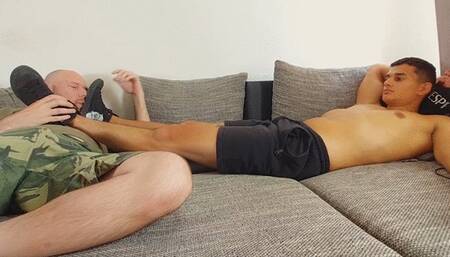 Tanned Twink Luke Foot Worship & Tickling