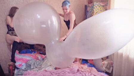 [EPIC] Mariette and Stashia BTP clear Roomtex Toucan balloon - 480p