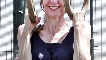 Annabel Miller: workout without panties