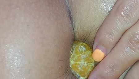 Playing with my little sluttie ass in the bathroom