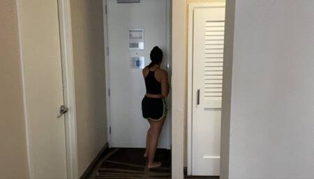 Calisa Bliss in: Lift and Carry Bandit Gets Calisa Standard MP4