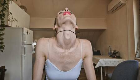 Eves apple strength demonstration