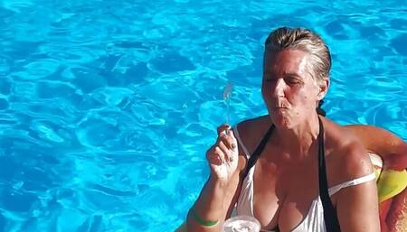 Hot housewife has fun on the water.